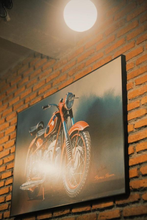 Labkoff Cafe And Hostel Kanchanaburi Luaran gambar